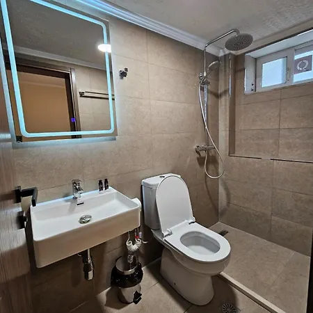 Bazaar Apartment *