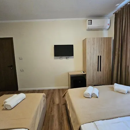 Bazaar * Gjirokastra