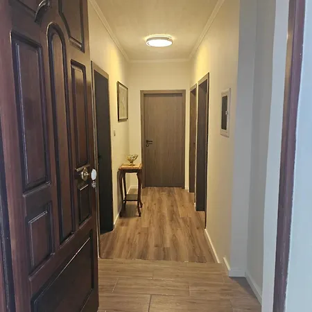 Apartment Bazaar Gjirokastër