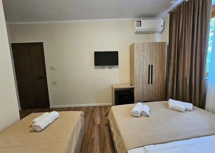 Bazaar * Gjirokastra